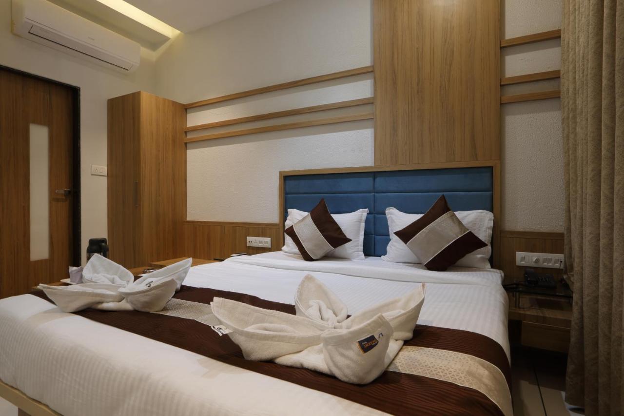 Hotel Decent Unjha Exterior foto